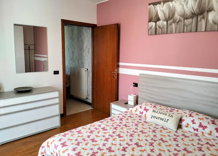 Mb Place アパート